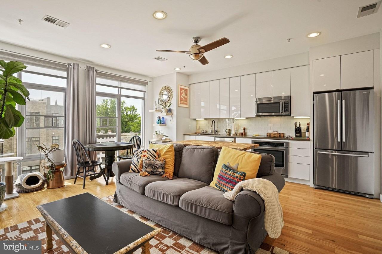 435 R St Nw - Photo 2 of 26