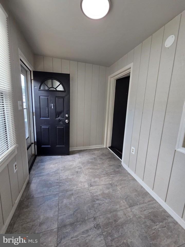 316 Concord Ave #1 - Photo 2 of 8