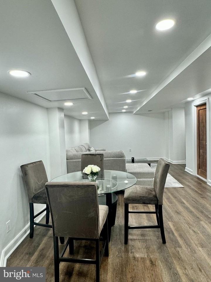 3401 Greenway #50 - Photo 3 of 12