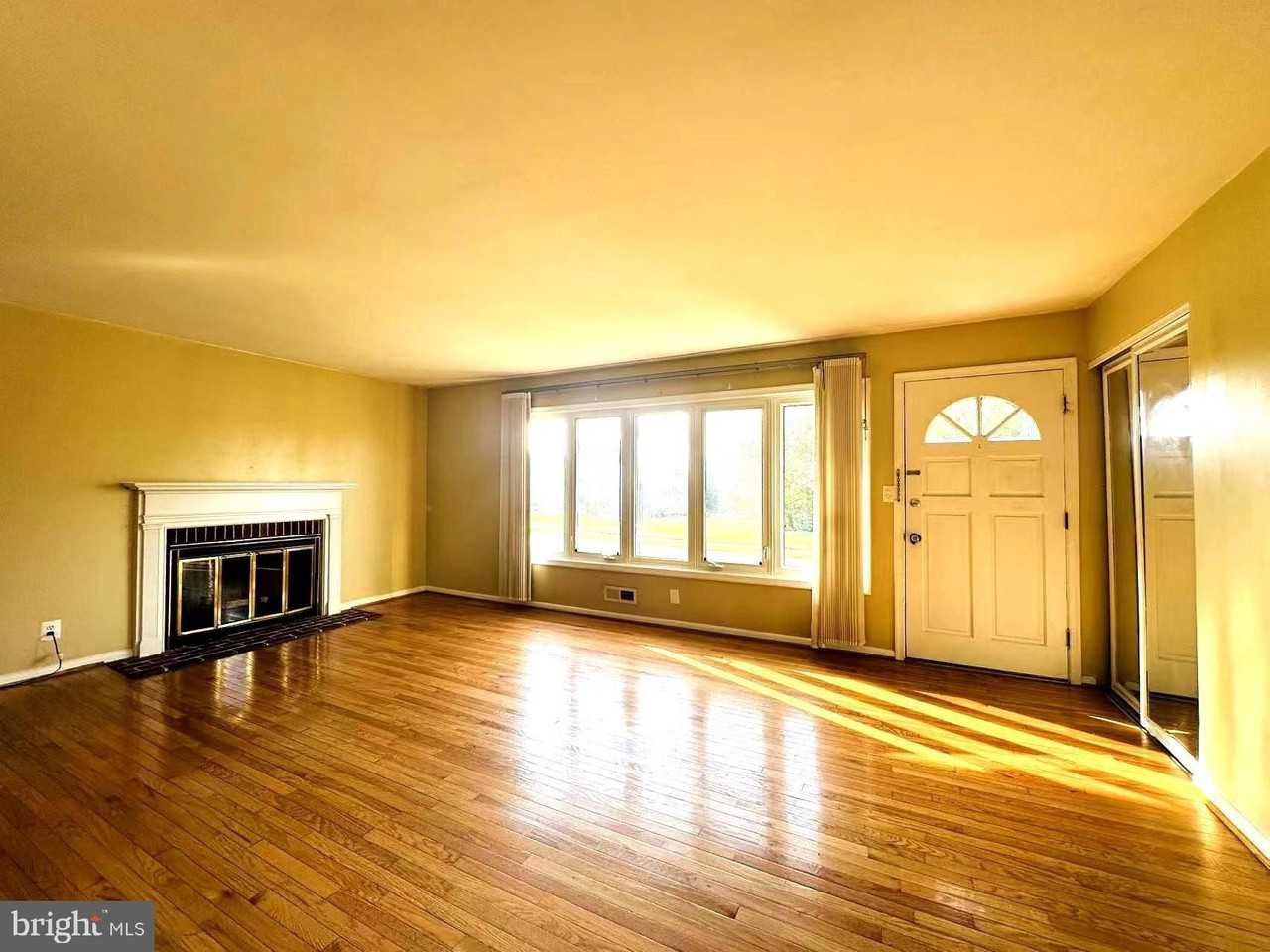 11 Wendslow Rd - Photo 2 of 28