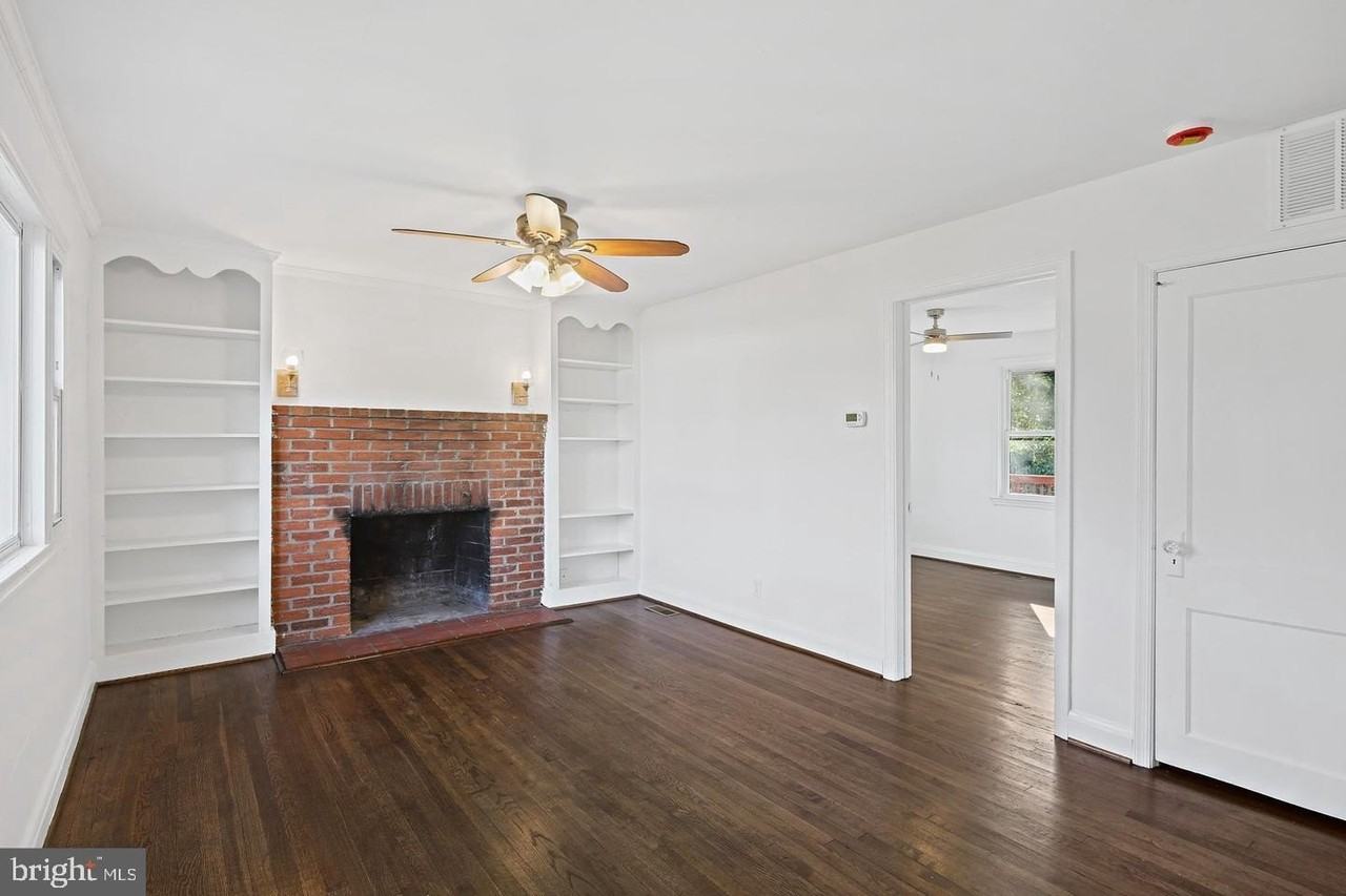 423 Ingleside Ave - Photo 3 of 21