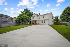 featured image of 1520 Dorchester Ave