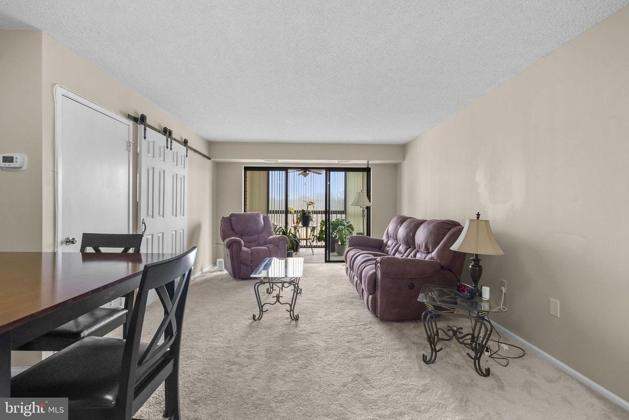 15101 Interlachen Dr #1-705 - Photo 7 of 16