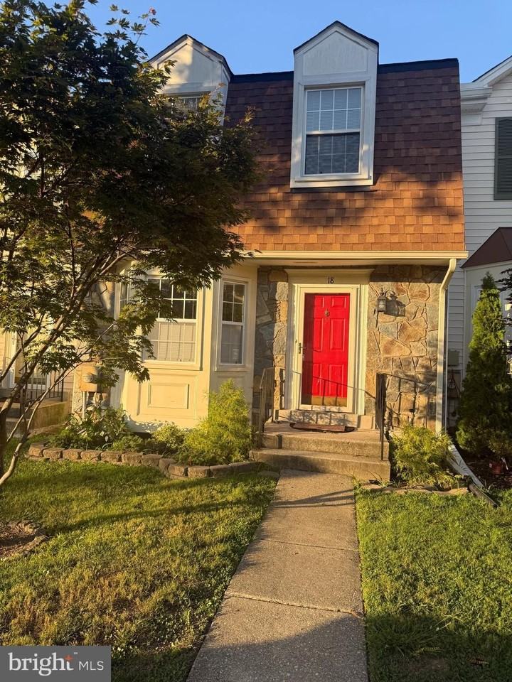 18 Hunters Gate Ct - Photo 3 of 42