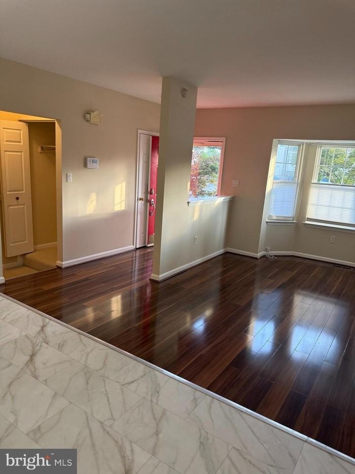 18 Hunters Gate Ct - Photo 4 of 42