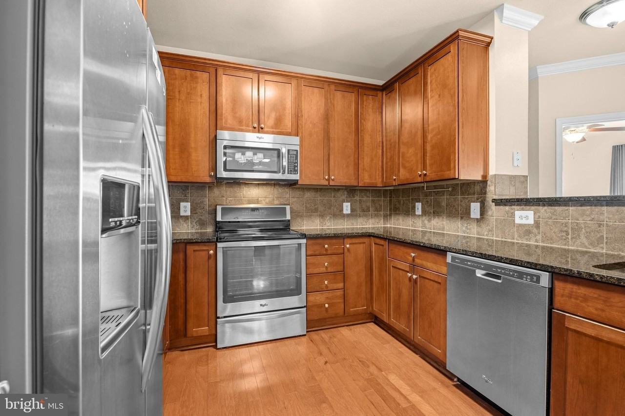 11750 Old Georgetown Rd #2513 - Photo 4 of 42