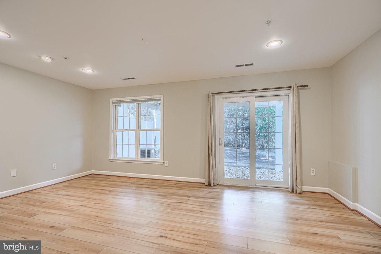 5407 Commerce Row #50 - Photo 3 of 25