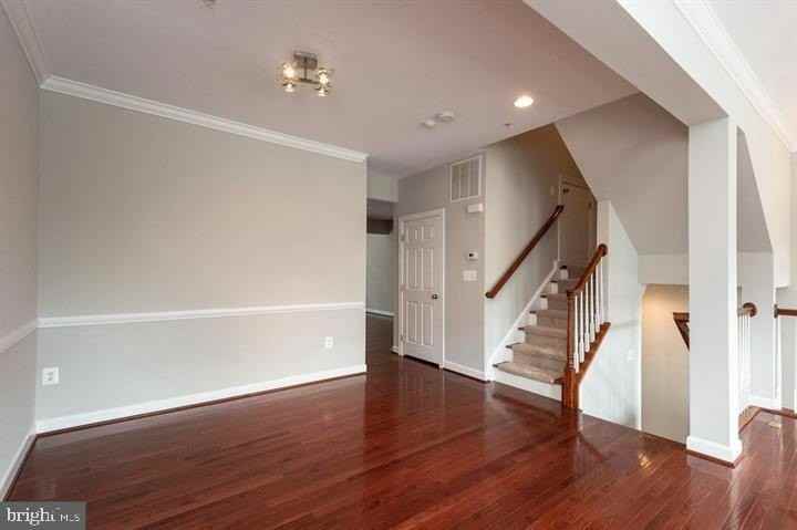 14628 Hawley Ln - Photo 5 of 30