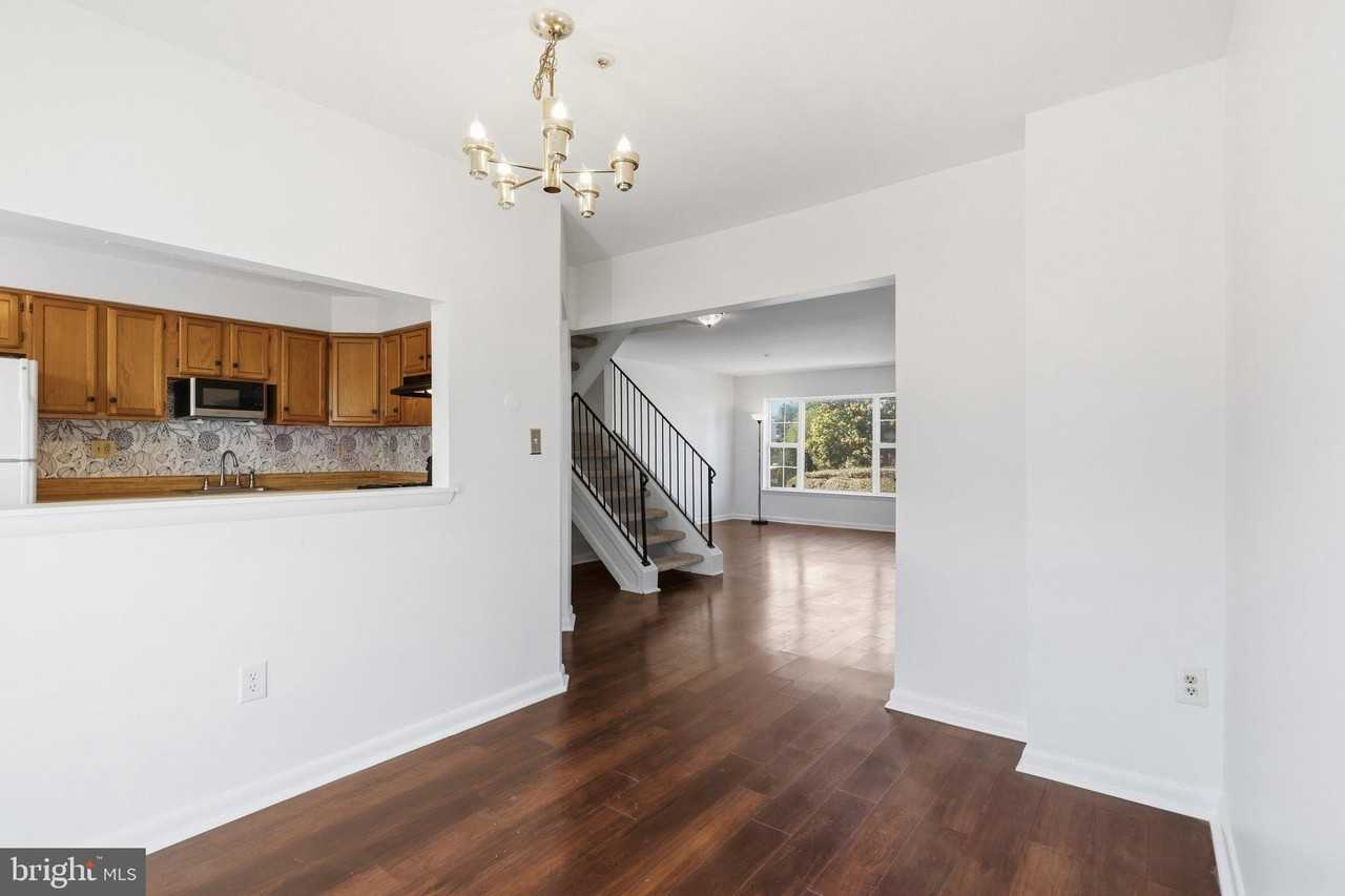 3530 Princess Caroline Ct - Photo 3 of 21