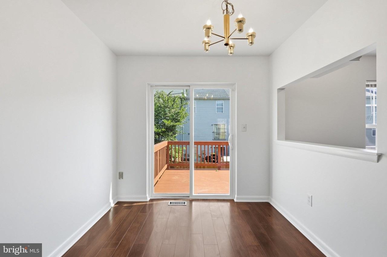 3530 Princess Caroline Ct - Photo 4 of 21