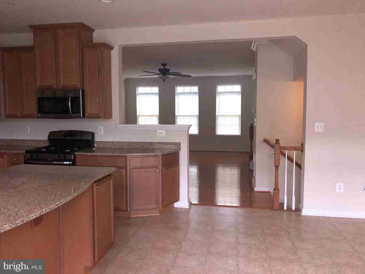 707 Addison Rd S - Photo 4 of 14