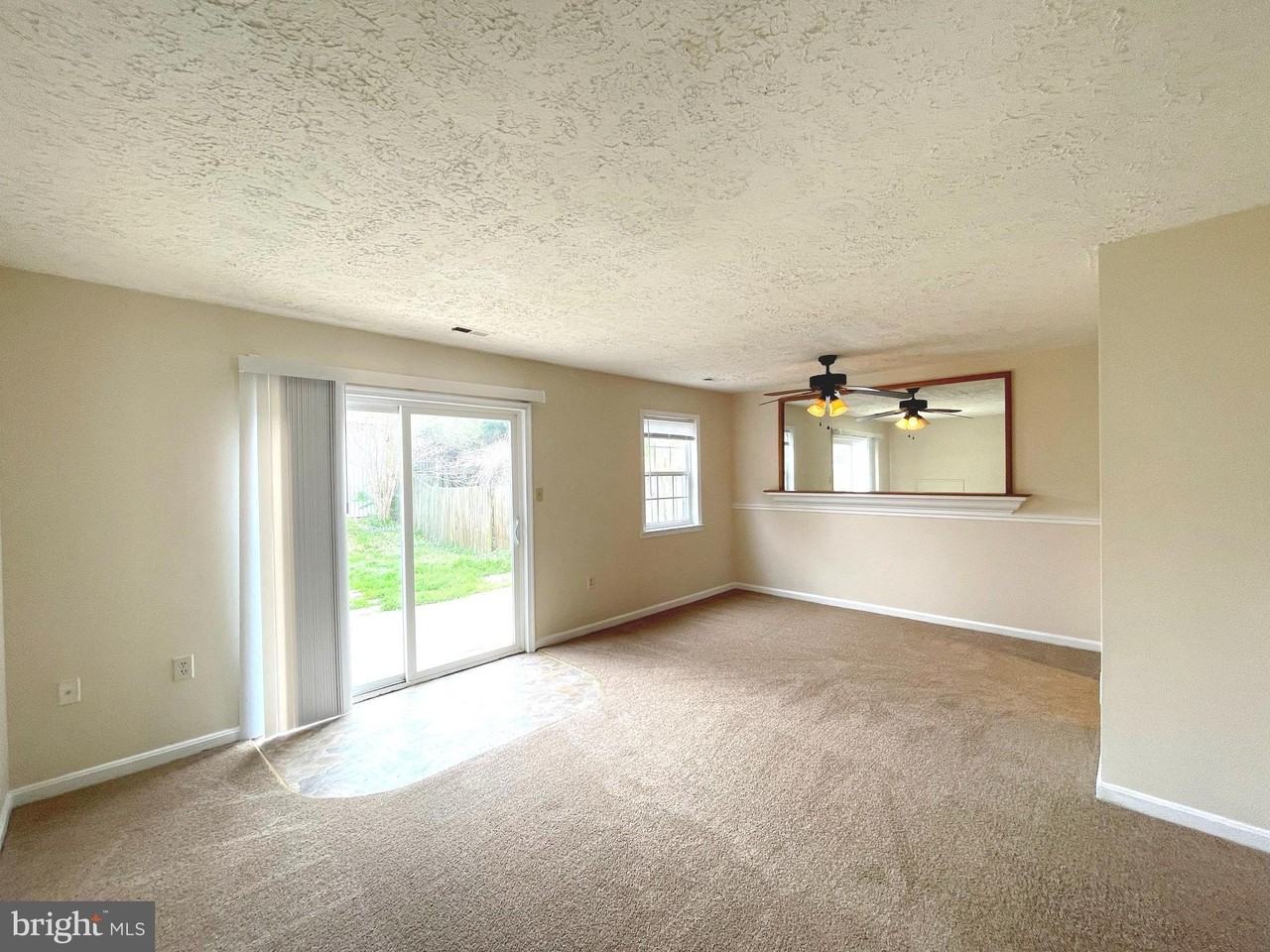 21874 Ronald Dr - Photo 3 of 18