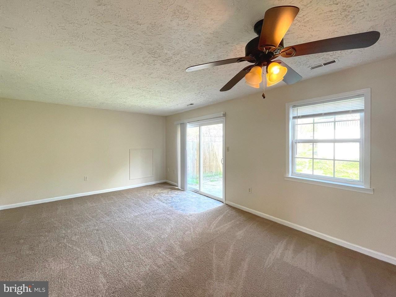 21874 Ronald Dr - Photo 4 of 18