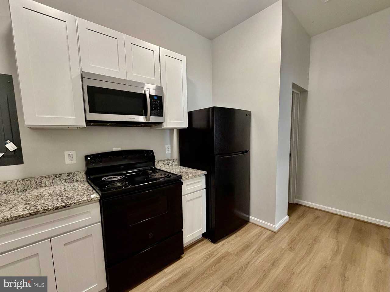 17476 Piney Point Rd #4 - Photo 6 of 12