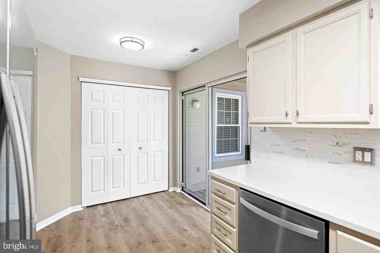 107 Sweetwater Dr - Photo 6 of 17