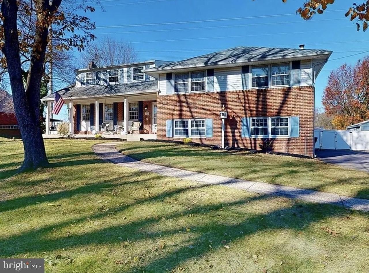213 Wayne Dr