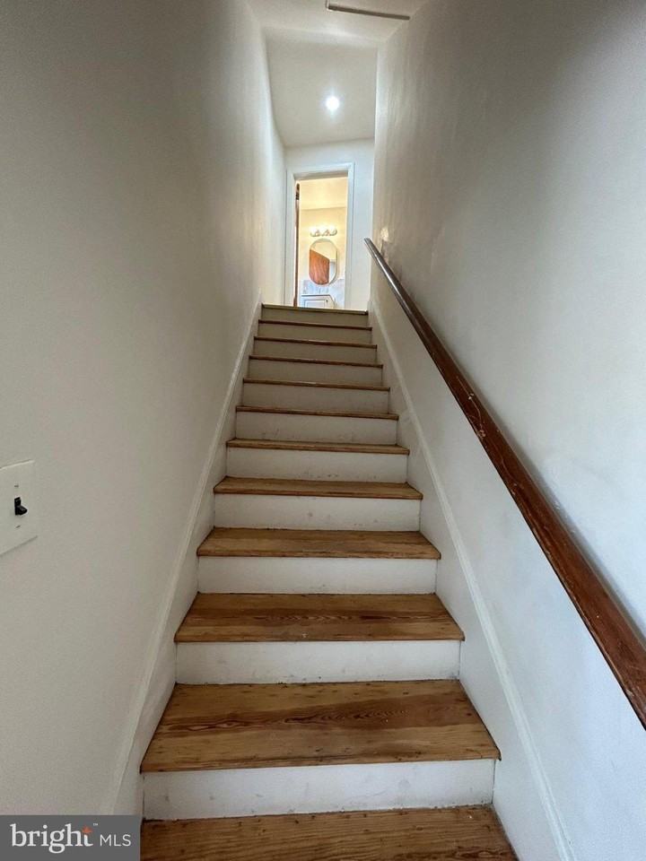 24 High St - Photo 3 of 26