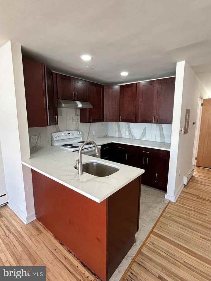 24 High St - Photo 4 of 26