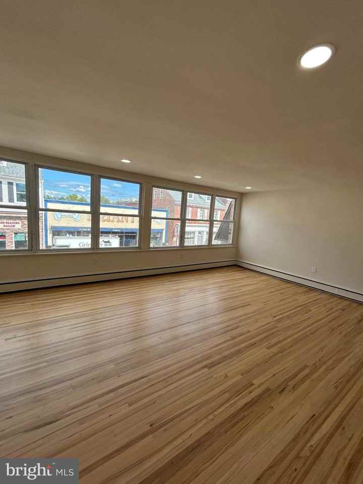 24 High St - Photo 7 of 26