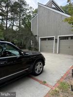 featured image of 4 Hazelhurst Dr