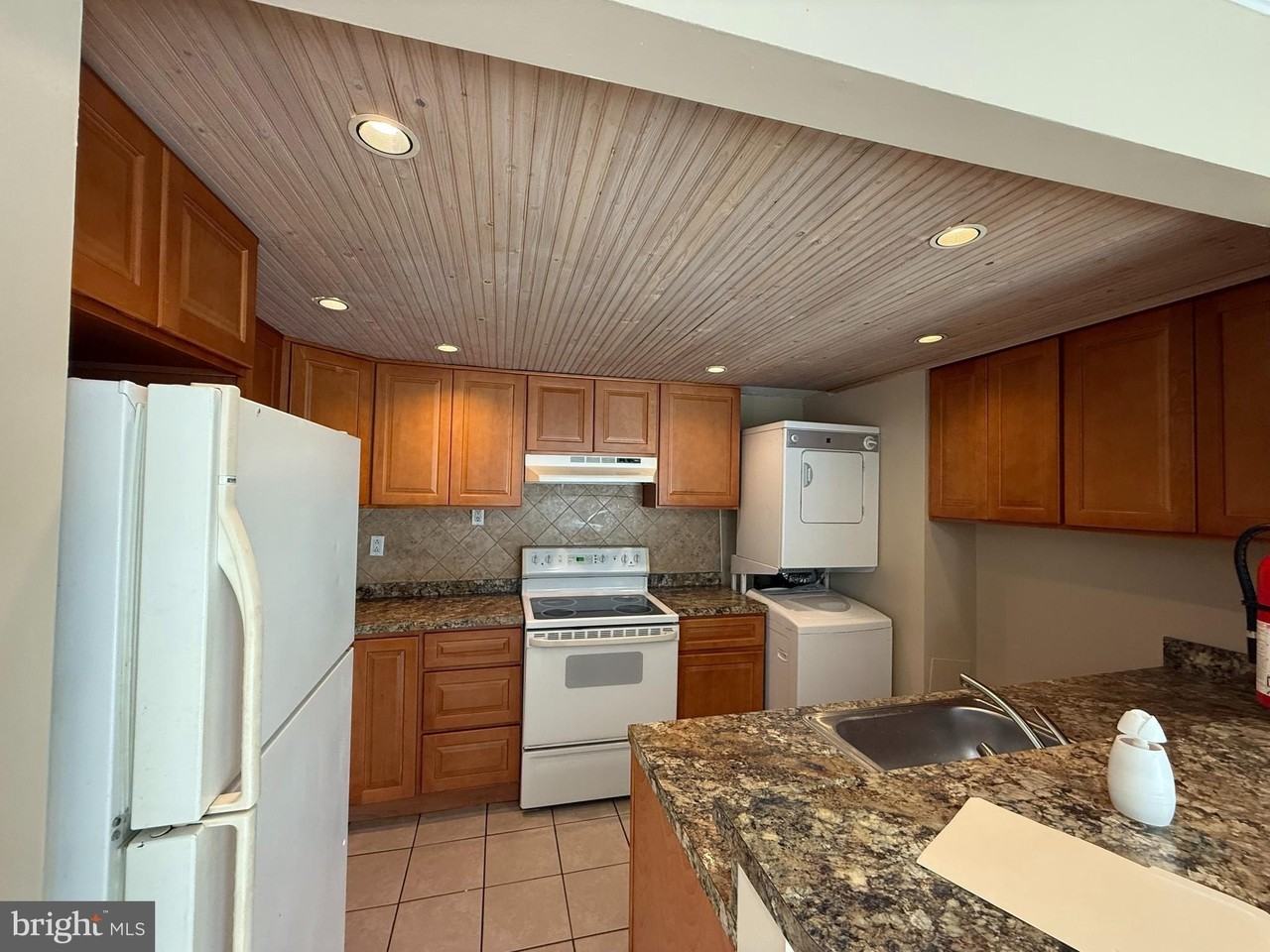 1151 Golden Pond Ct - Photo 3 of 11
