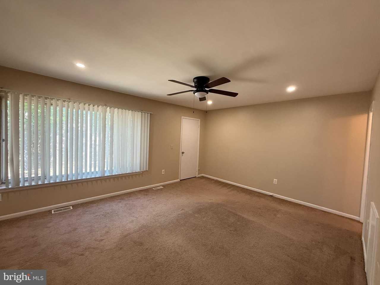 1151 Golden Pond Ct - Photo 5 of 11