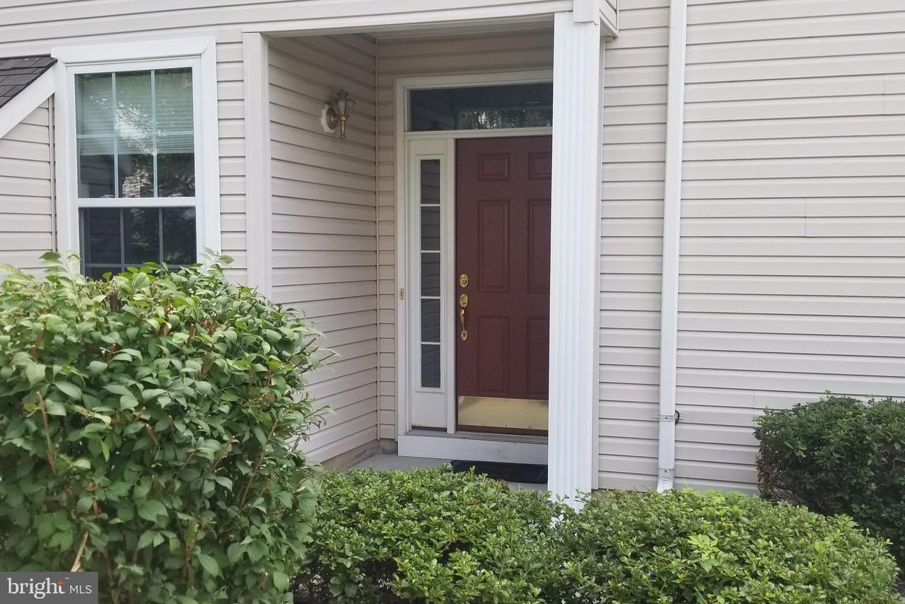 206 Concord Pl - Photo 2 of 37