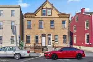 featured image of 28 Poplar St
