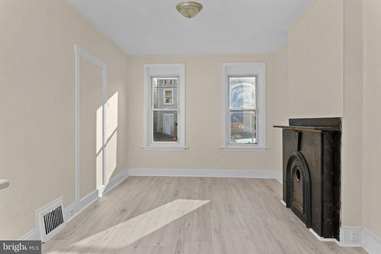 28 Poplar St - Photo 5 of 21