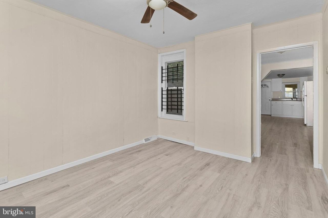 28 Poplar St - Photo 7 of 21