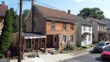 featured image of 42 E Wyomissing Ave