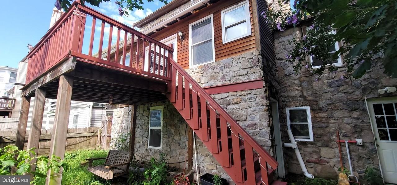 42 E Wyomissing Ave - Photo 5 of 25
