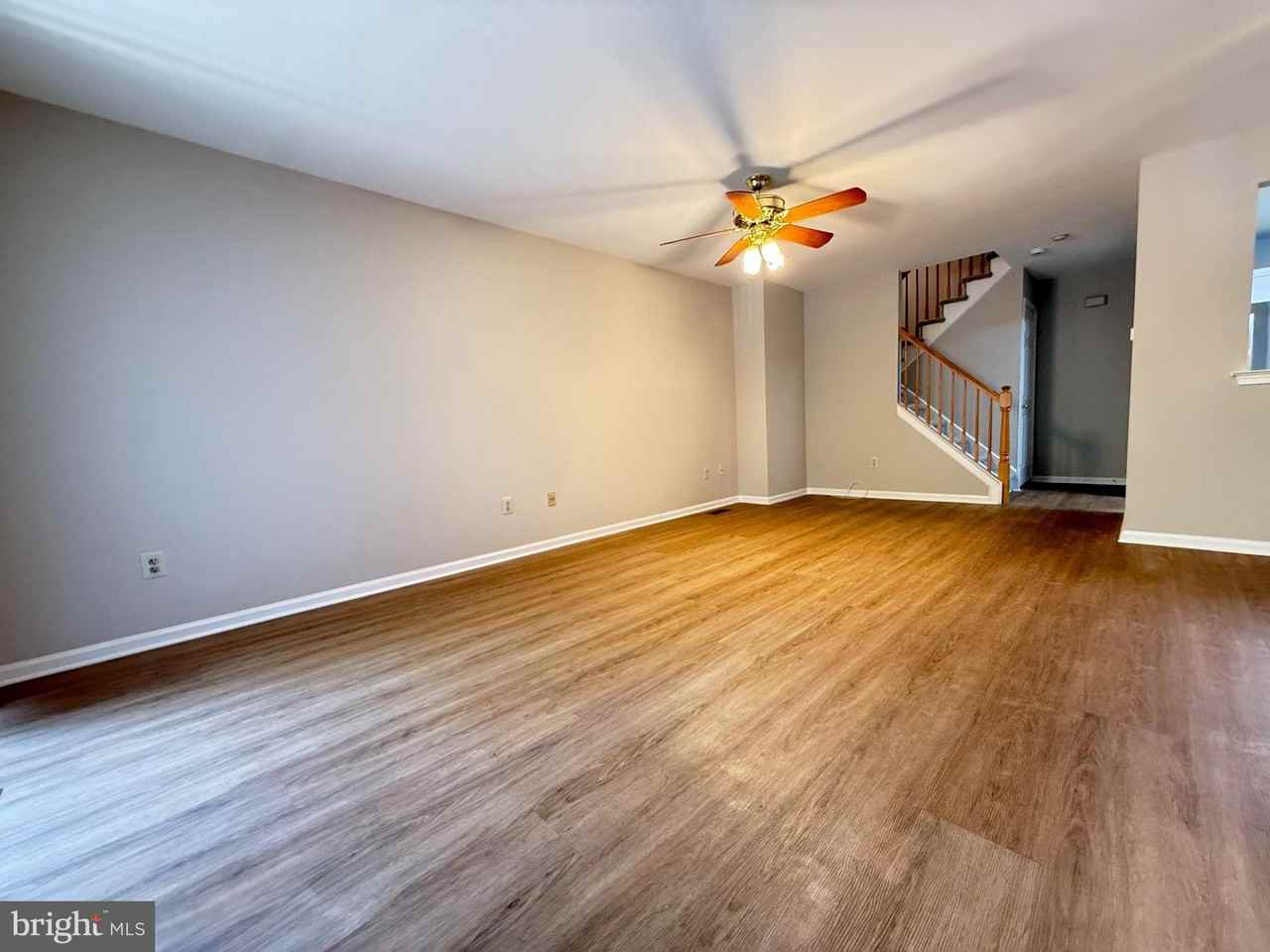 9408 Sheffield Dr - Photo 2 of 18