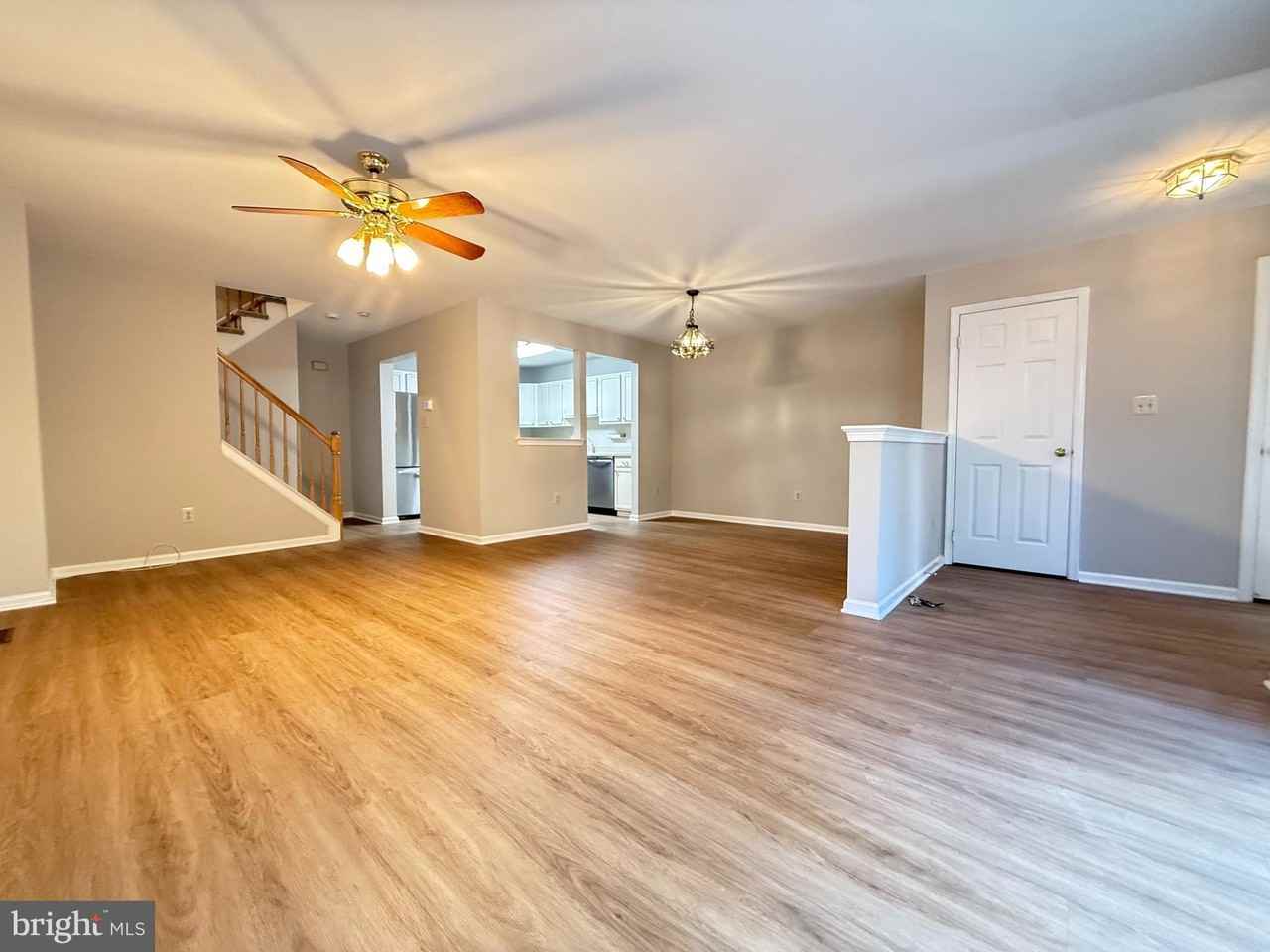 9408 Sheffield Dr - Photo 3 of 18