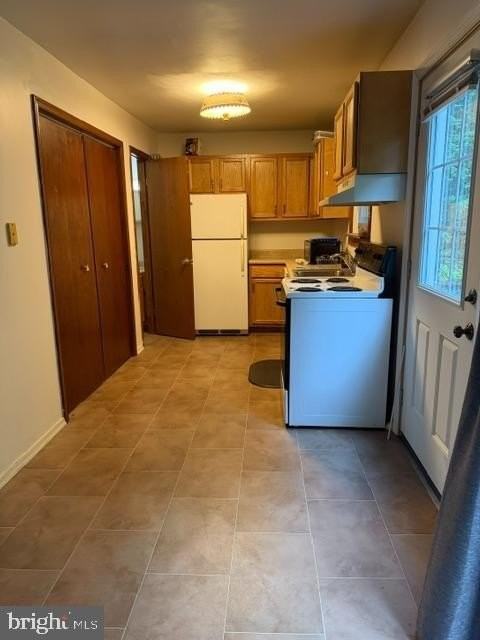 227 Gary Ave - Photo 3 of 16