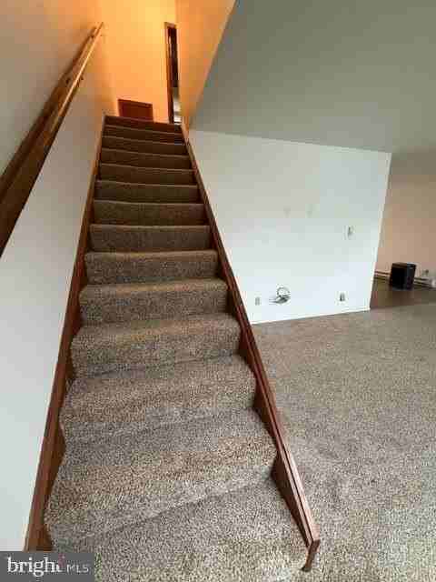 227 Gary Ave - Photo 5 of 16