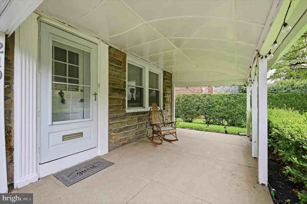219 Crosshill Rd - Photo 4 of 38