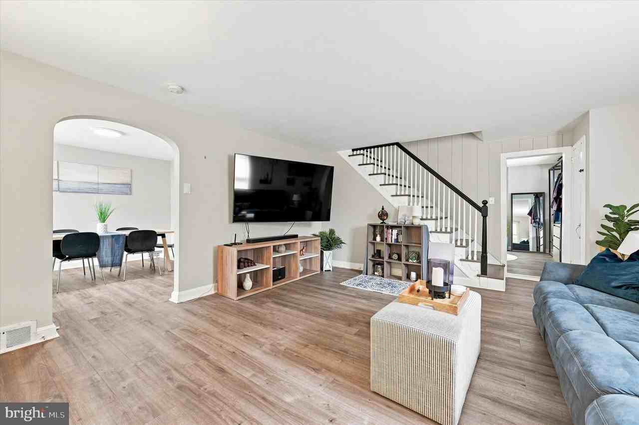 219 Crosshill Rd - Photo 6 of 38