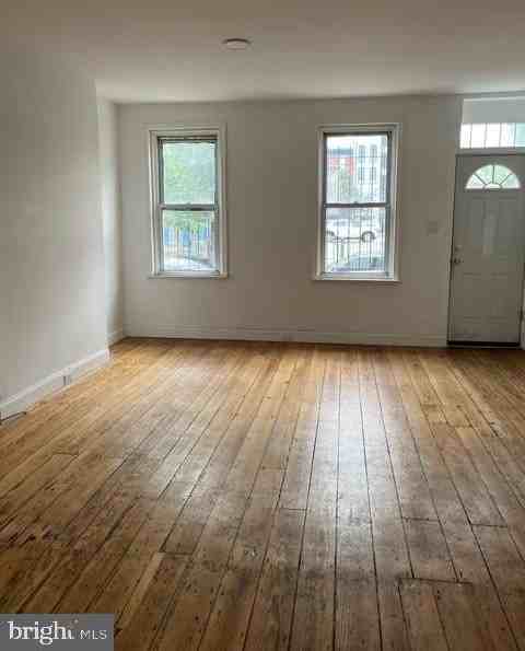 1622 Montrose St - Photo 4 of 11