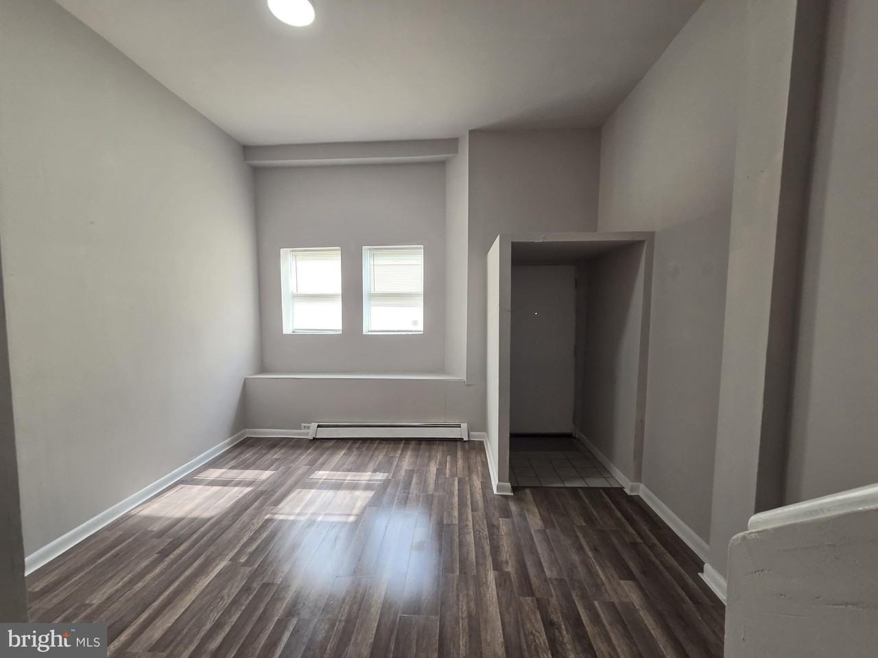 412 N Simpson St - Photo 6 of 24