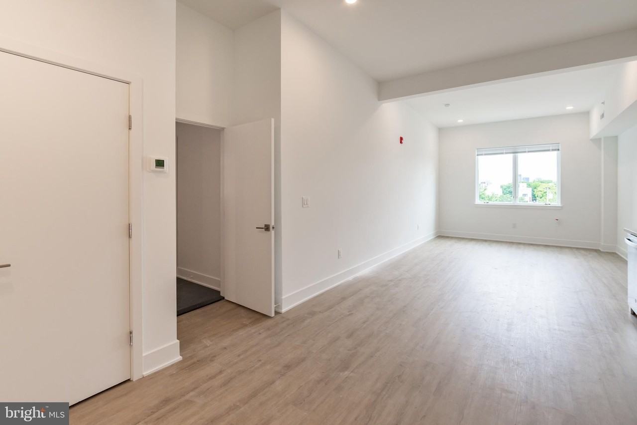 1622 Point Breeze Ave #414 - Photo 2 of 16
