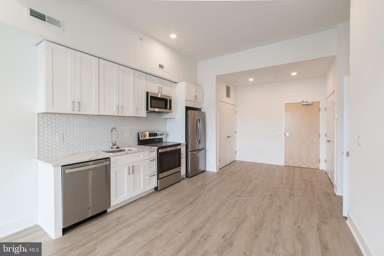1622 Point Breeze Ave #414 - Photo 4 of 16