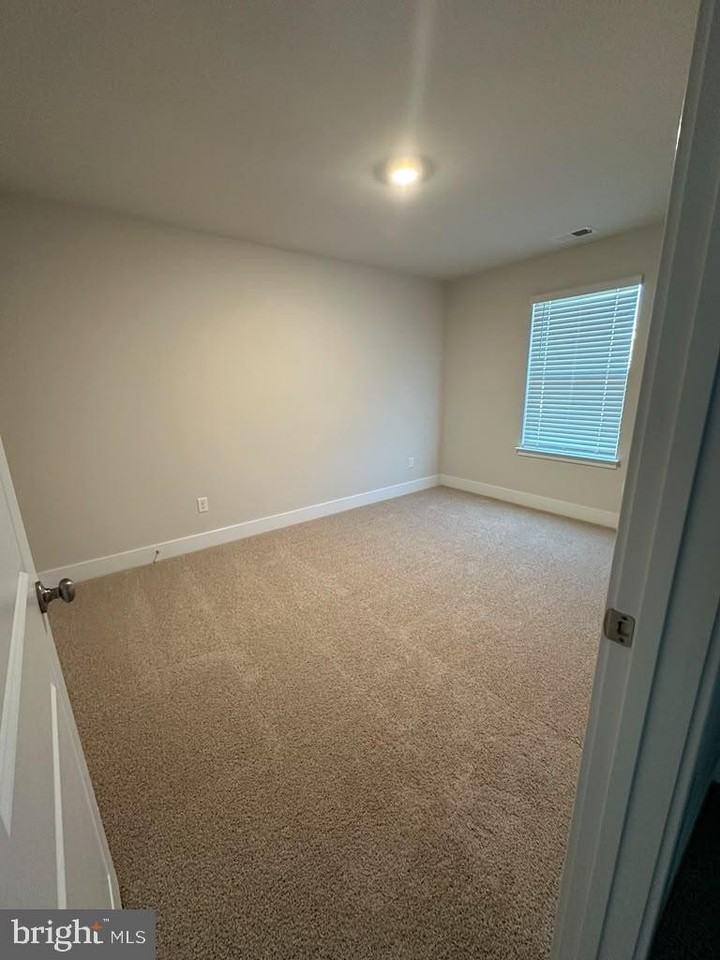 114 Haida Ln - Photo 6 of 10