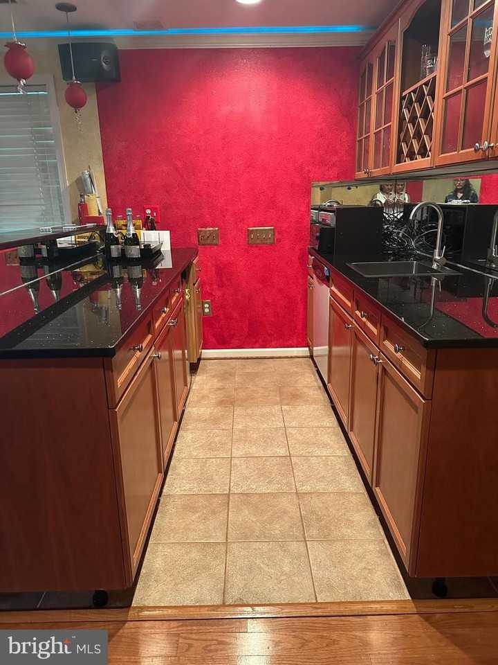 4780 Walbern Ct - Photo 3 of 11