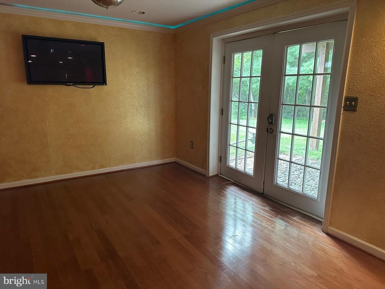4780 Walbern Ct - Photo 6 of 11