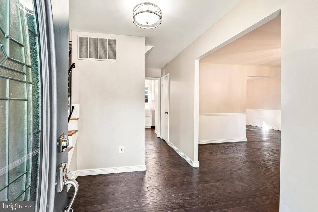9209 Antelope Pl - Photo 2 of 31
