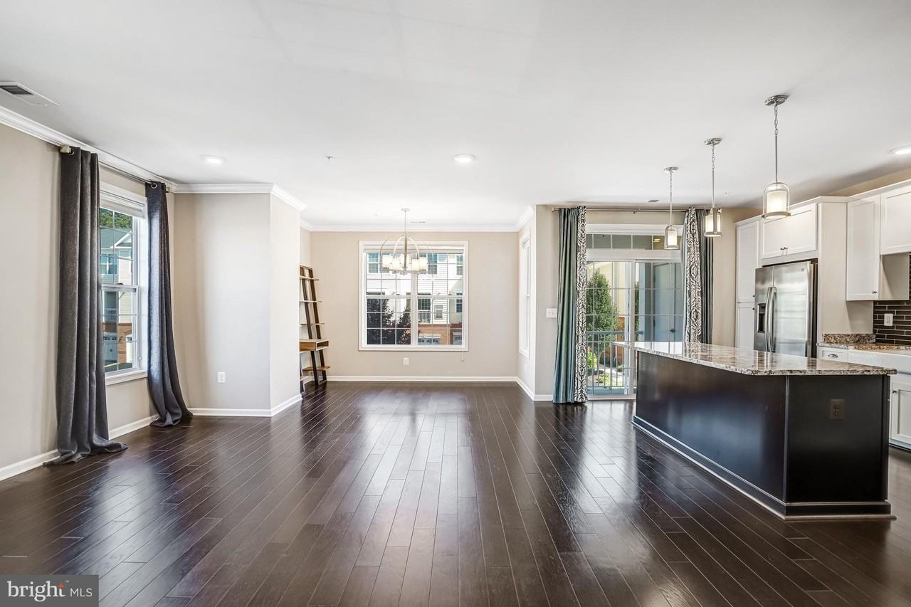 23230 Milltown Knoll Sq #114 - Photo 5 of 27