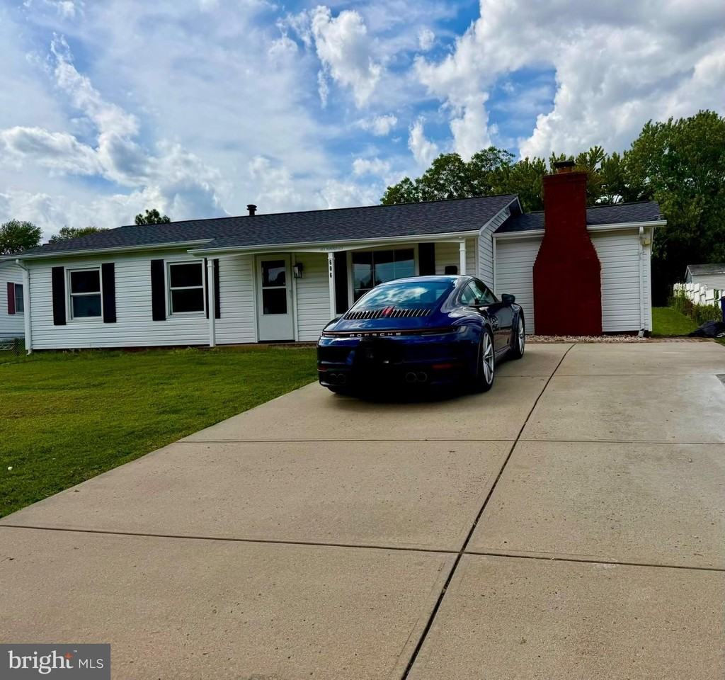 606 W Beech Rd - Photo 6 of 33