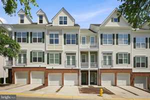 featured image of 1824 Cedar Cove Way #201