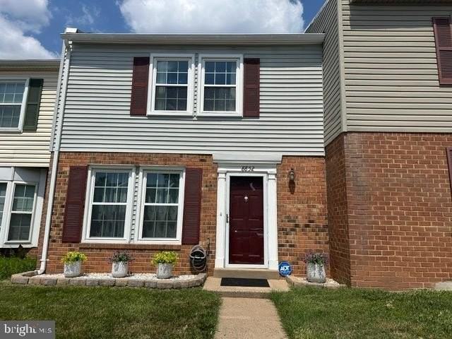 8852 Teakwood Ct - Photo 2 of 23
